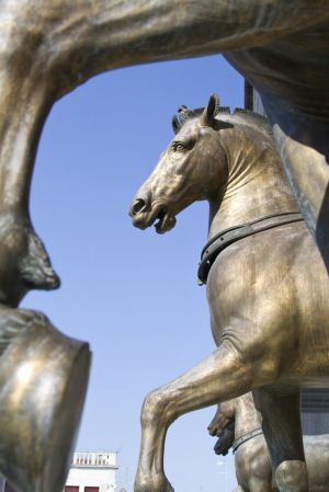 Patriarchal Cathedral Basilica of Saint Mark horse detail sm.jpg